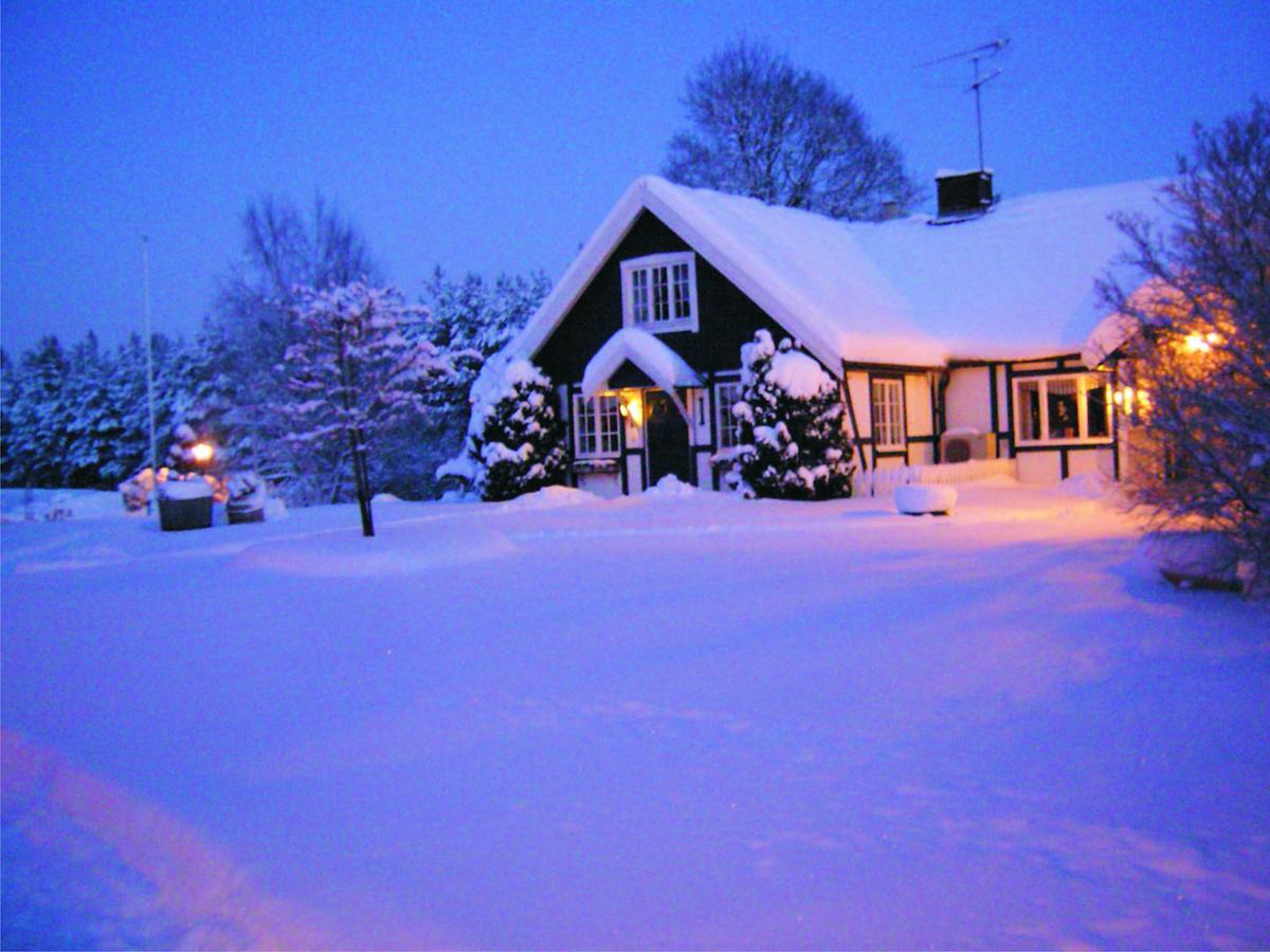 Villa Luna Breakfast Hotel Killeberg Exteriör bild